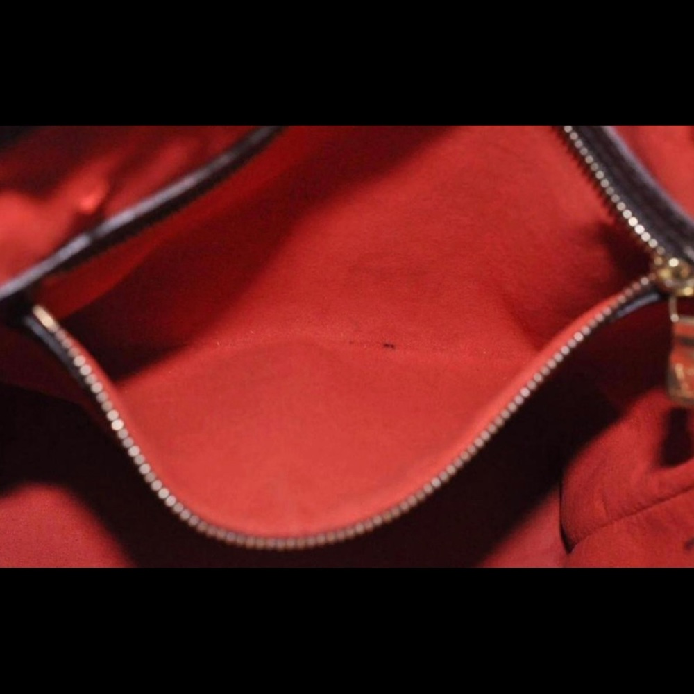 ❌SOLD ❌Louis Vuitton Bucket Shoulder Bag - Picture 6 of 8